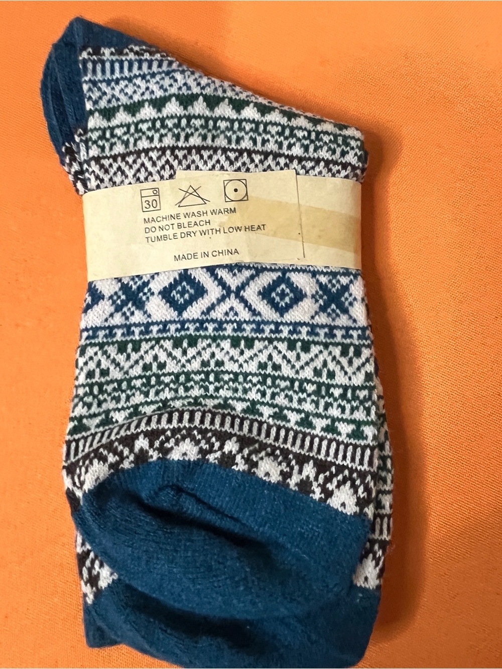NWT Women’s Cozy socks - Picture 3 of 7